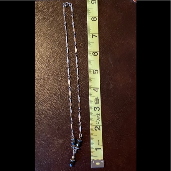 90s Vintage Ladies Necklace/ Black Bead & Pewter tone - Picture 10 of 11